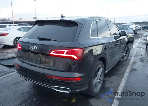 2018 Audi Sq5 3.0T Premium Plus z USA, uszkodzony, nr VIN WA1A4AFY0J2084476